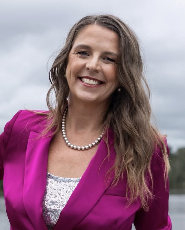 Kelly Kingston
